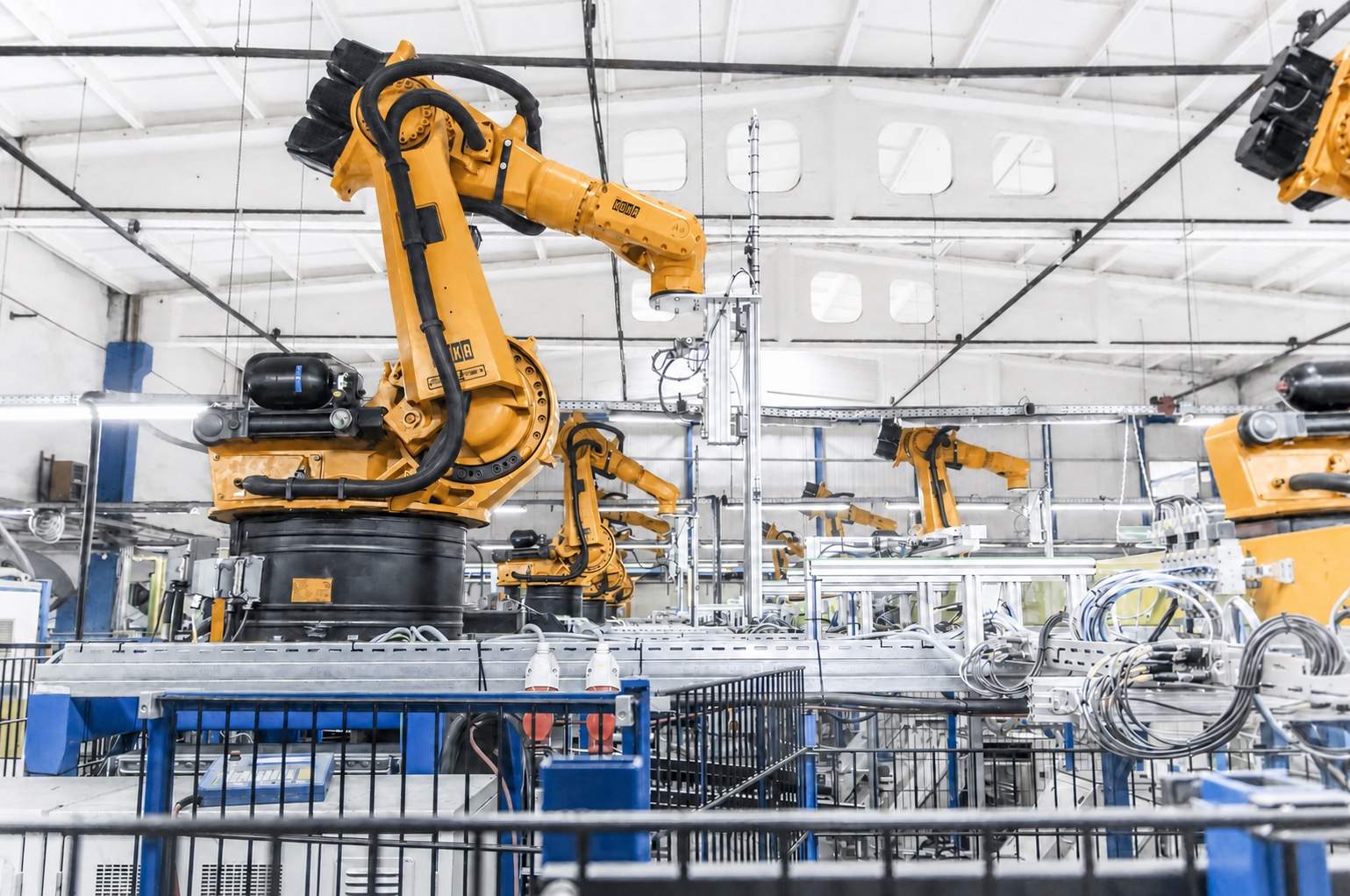 KUKA Industrieroboter in der Fahrradfertigung